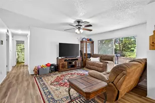 13205 Wagner Dr, Hudson, FL 34667 - Photo 9