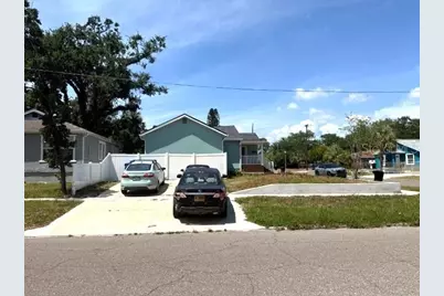 1931 10th Street S, Saint Petersburg, FL 33705 - Photo 3