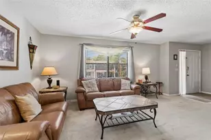 1319 Abbey Crescent Ln, Clearwater, FL 33759 - Photo 9