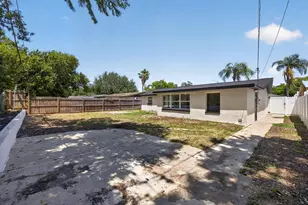 3851 Saturn Dr, New Port Richey, FL 34652 - Photo 33