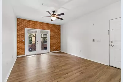 2010 E Palm Avenue #14202, Tampa, FL 33605 - Photo 9