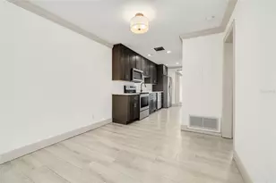 535 32nd Ave N, Saint Petersburg, FL 33704 - Photo 9