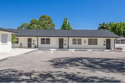 535 32nd Avenue N #5, Saint Petersburg, FL 33704 - Photo 1