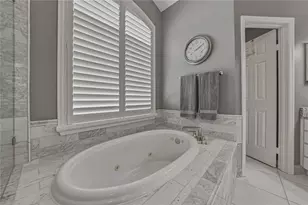 2624 Crestfield Dr, Valrico, FL 33596 - Photo 25