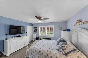 5849 Park St N, Saint Petersburg, FL 33709 - Photo 27