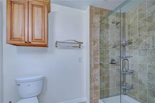 11912 Riverhills Dr, Tampa, FL 33617 - Photo 31