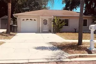 551 Orangewood Dr, Dunedin, FL 34698 - Photo 1