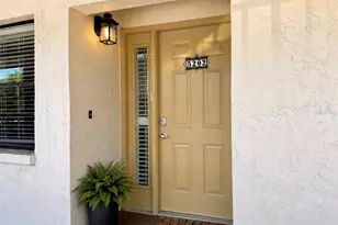 2275 62nd Ave N, Saint Petersburg, FL 33713 - Photo 3