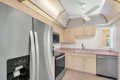 8241 Brentwood Road #8241, Seminole, FL 33777 - Photo 17