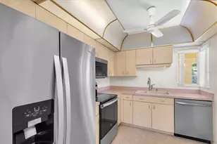 8241 Brentwood Rd, Seminole, FL 33777 - Photo 17