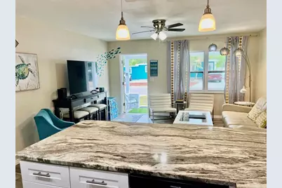 2475 47th Street S, Saint Petersburg, FL 33711 - Photo 13