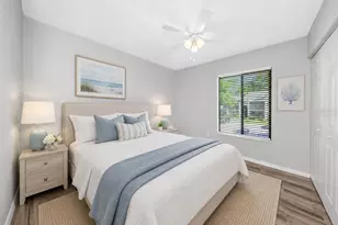 1281 Pine Ridge Cir E, Tarpon Springs, FL 34688 - Photo 27