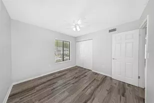 1281 Pine Ridge Cir E, Tarpon Springs, FL 34688 - Photo 31