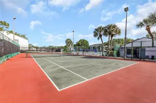1281 Pine Ridge Cir E, Tarpon Springs, FL 34688 - Photo 57