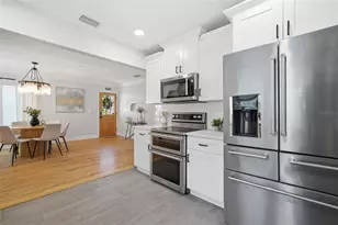 3105 Jackson St N, Saint Petersburg, FL 33704 - Photo 23