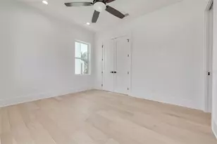 6012 Kipps Colony Dr E, Gulfport, FL 33707 - Photo 25