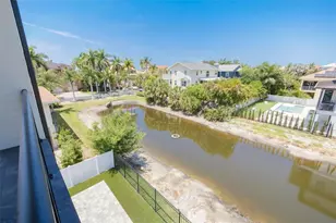 6012 Kipps Colony Dr E, Gulfport, FL 33707 - Photo 49