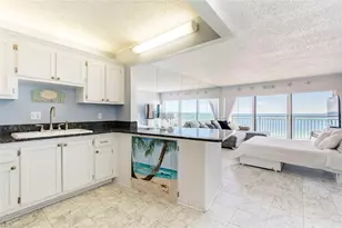1270 Gulf Blvd, Clearwater Beach, FL 33767 - Photo 11