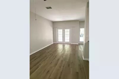 8216 Downpatrick Court, Tampa, FL 33610 - Photo 5