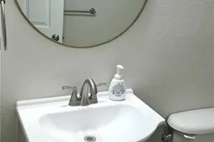 8216 Downpatrick Ct, Tampa, FL 33610 - Photo 17