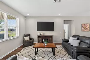 18428 Malinche Loop, Spring Hill, FL 34610 - Photo 23