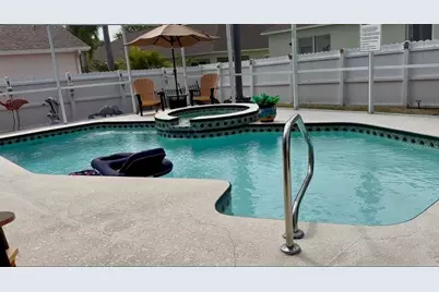 10632 Lake Vista Drive, Seminole, FL 33772 - Photo 5
