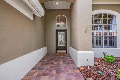 18911 Avenue Biarritz, Lutz, FL 33558 - Photo 9