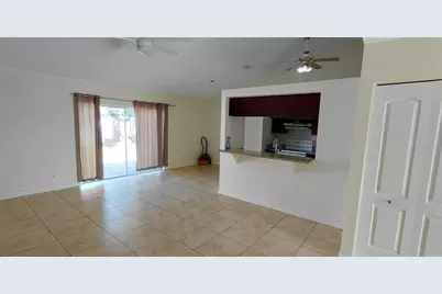 9010 Dacena Villa Place, Tampa, FL 33635 - Photo 3