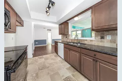 2913 Fairfield Court, Dunedin, FL 34698 - Photo 7