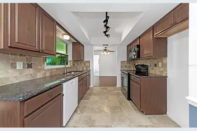 2913 Fairfield Court, Dunedin, FL 34698 - Photo 9