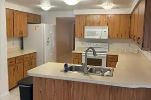 613 Bama Rd, Brandon, FL 33511 - Photo 3