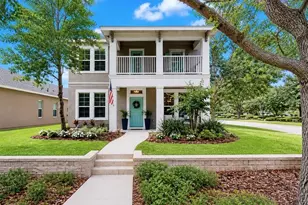 15813 Starling Crossing Dr, Lithia, FL 33547 - Photo 1