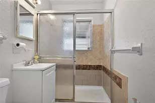 612 12th St Dr W, Palmetto, FL 34221 - Photo 11