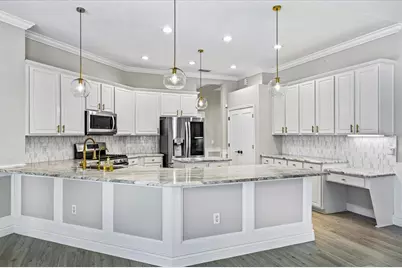 12422 Creek Edge Drive, Riverview, FL 33579 - Photo 11