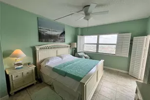 880 Mandalay Ave, Clearwater Beach, FL 33767 - Photo 25
