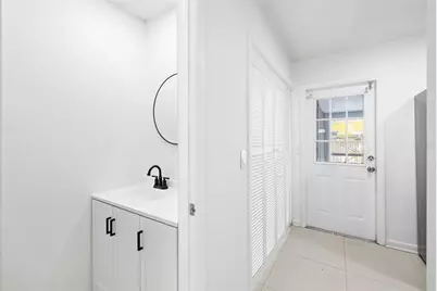 13870 Stone Mill Way, Tampa, FL 33613 - Photo 13