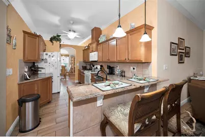 8202 Wild Oaks Circle, Largo, FL 33773 - Photo 15