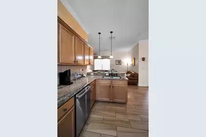 8202 Wild Oaks Circle, Largo, FL 33773 - Photo 19