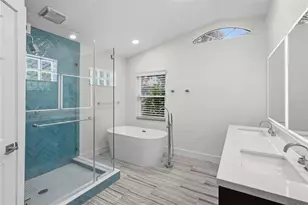 402 Erie Ave, Tampa, FL 33606 - Photo 3