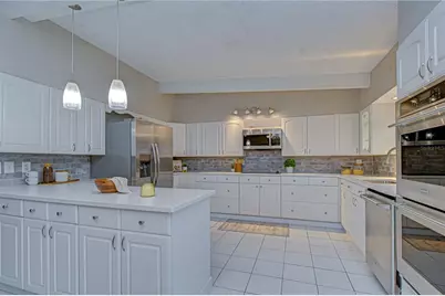 1901 Oxford Street N, Saint Petersburg, FL 33710 - Photo 23