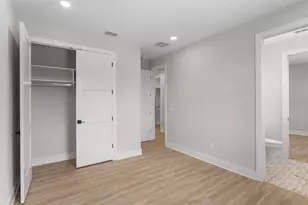 5210 Bayshore Blvd, Tampa, FL 33611 - Photo 29