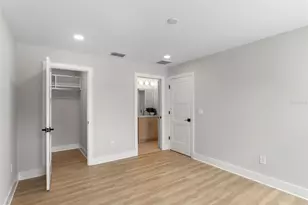 5210 Bayshore Blvd, Tampa, FL 33611 - Photo 35