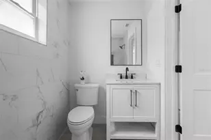 1715 Delaware Ave NE, Saint Petersburg, FL 33703 - Photo 19