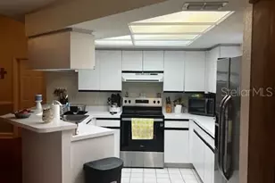 2717 Wilder Park Dr, Plant City, FL 33566 - Photo 9
