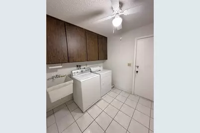 3455 Mainlands Boulevard S, Pinellas Park, FL 33782 - Photo 19