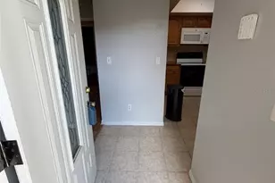 5108 Lesher Ct, Tampa, FL 33624 - Photo 21