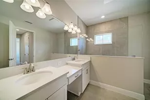9806 Leaf Grn Ln, Dade City, FL 33525 - Photo 7