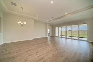 9806 Leaf Grn Ln, Dade City, FL 33525 - Photo 19