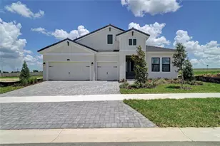 9806 Leaf Grn Ln, Dade City, FL 33525 - Photo 1