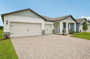 1733 Coolridge Pl, Zephyrhills, FL 33541 - Photo 3